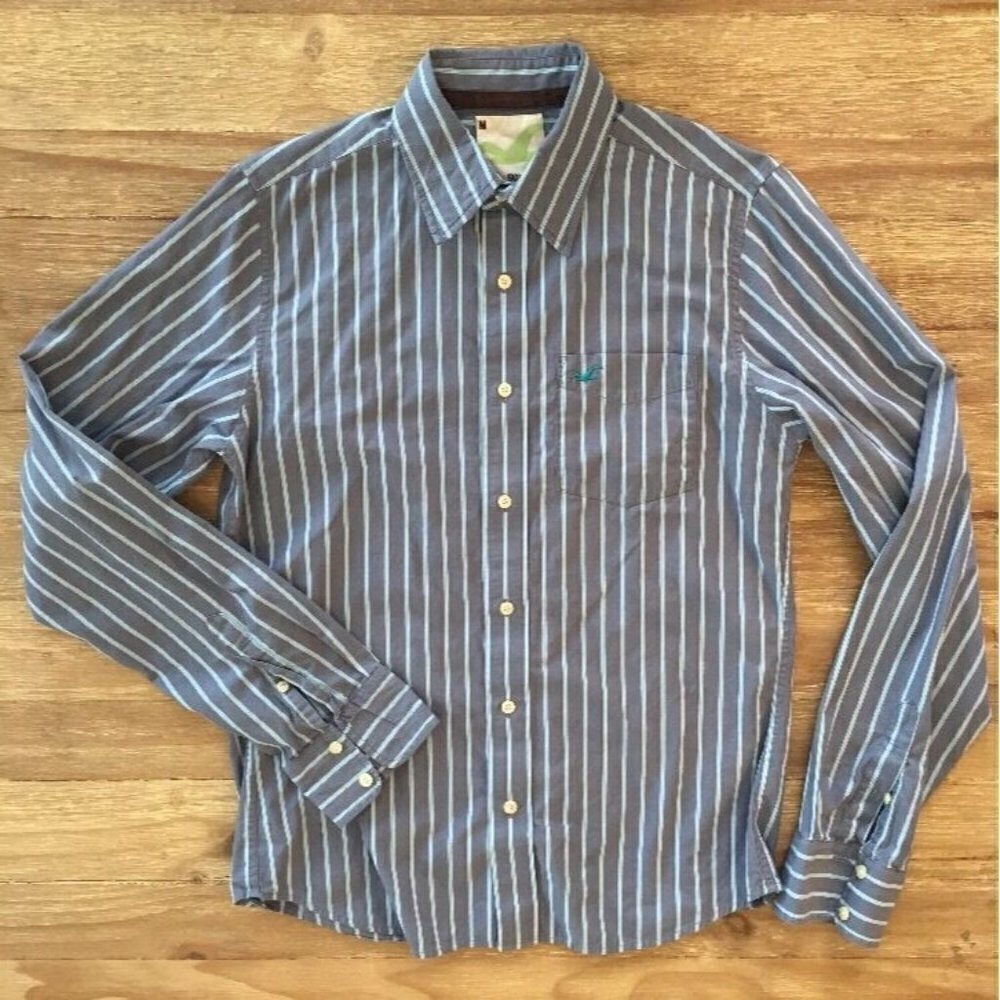 Hollister Men's Blue Striped 100% Cotton Button Up Shirt Size Medium